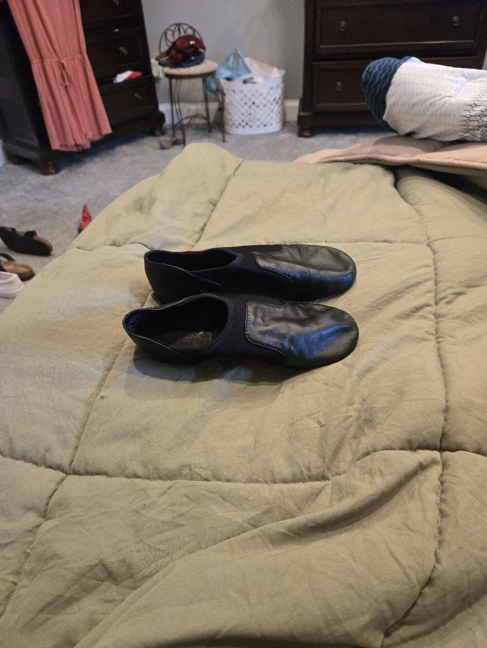 Capezio E-Series Jazz Shoe - Size 6.5 - Picture 3 of 5